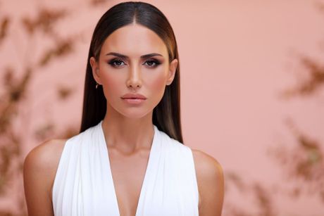 Yaemina Beauty Yaemina Beauty