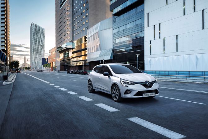 Renault CLIO E-TECH Renault CLIO E-TECH