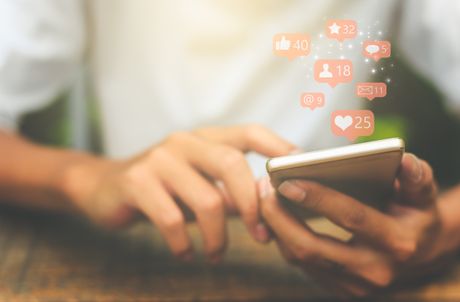 Digitalno doba, ljubav, onlajn Digitalno doba, ljubav, onlajn