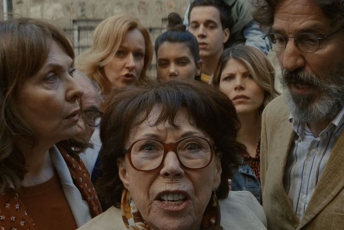 Film "Komedija na tri sprata" Film "Komedija na tri sprata"