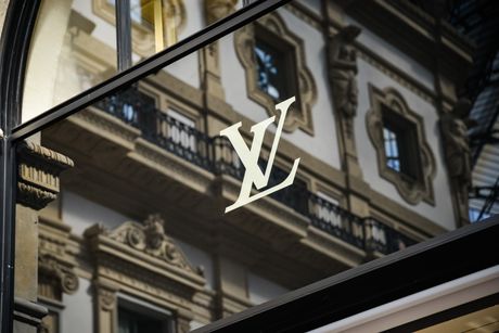 Lui Viton, Louis Vuitton Lui Viton, Louis Vuitton