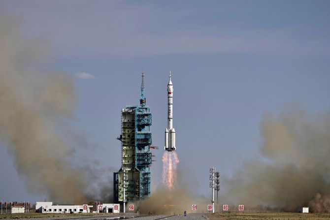 Kineska raketa Kineska raketa