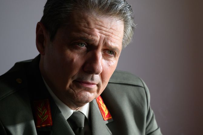 Serijal "Tito između Istoka i Zapada", Nebojša Dugalić kao Josip Broz Tito Serijal "Tito između Istoka i Zapada", Nebojša Dugalić kao Josip Broz Tito